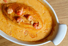 Load image into Gallery viewer, Pink quenelle sauce Nantua 'Quenelle de Brochet' 2 Pcs
