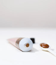 Load image into Gallery viewer, Chestnuts Cream Angelina Paris