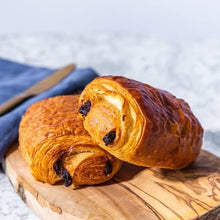 Load image into Gallery viewer, Pain au Chocolat or Chocolatine "4 Pieces"