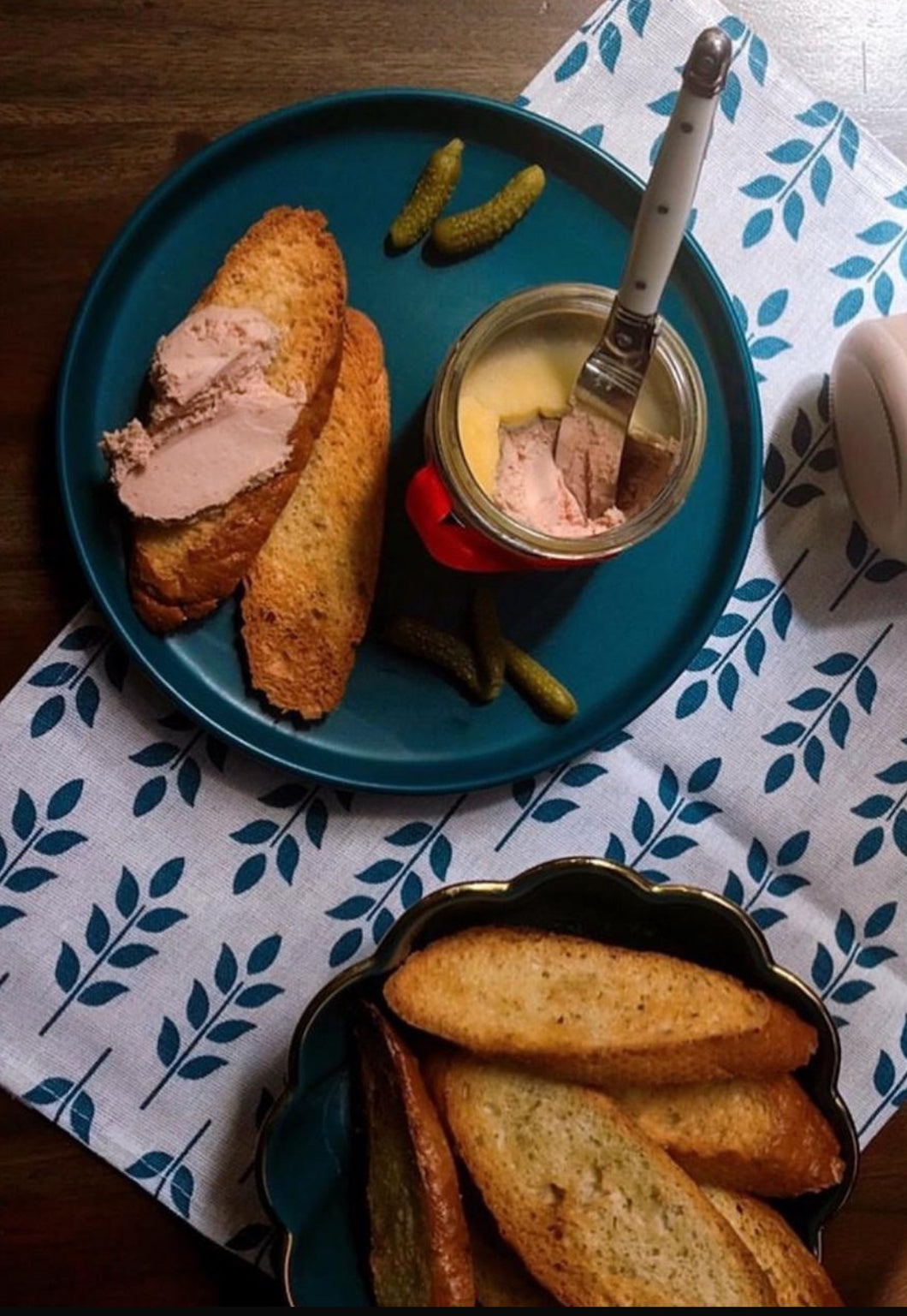 Chicken Liver pâté façon foie gras Black truffle