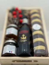 Load image into Gallery viewer, The Plateau Festive
