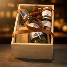 Load image into Gallery viewer, Festive Basquet Bag

