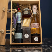 Load image into Gallery viewer, Festive Gourmet Box
