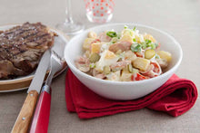 Load image into Gallery viewer, Piemontaise Salad &quot;Classic Bistro Potato salad&quot; for 4 Pers
