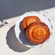 Load image into Gallery viewer, Kouign Amann Individual Pure Artisanal Butter
