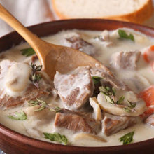 Load image into Gallery viewer, French Veal Stew &quot; Blanquette de Veau&quot; for 2 Pers
