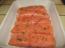 Fresh Salmon Filet, Champagne sauce for 2 Pers
