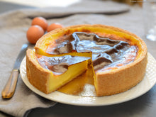 Load image into Gallery viewer, The Parisian Flan for 6 to 8 Pers
