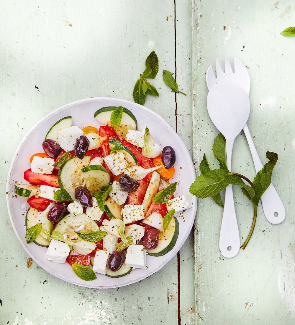 Salade Greek with Feta Cheese for 4 Pers